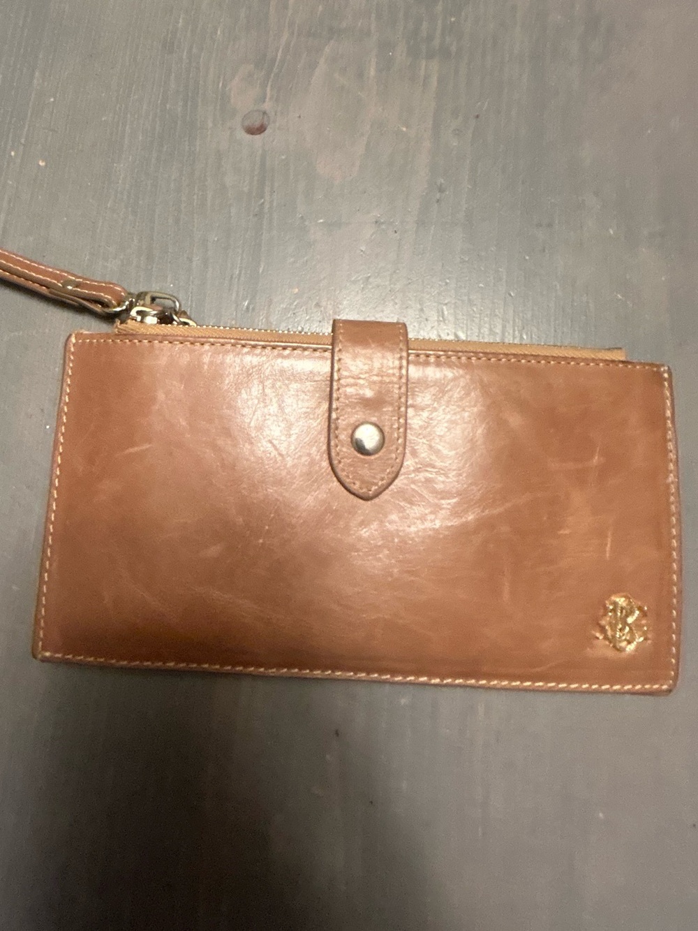 Borgasets wristlet wallet
Like new 
Fits all